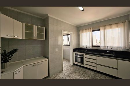 Apartamento para alugar com 3 quartos, 107m² em Centro, Jundiaí