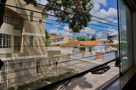 Sala - Janela Vista de apartamento para alugar com 3 quartos, 87m² em Calafate, Belo Horizonte