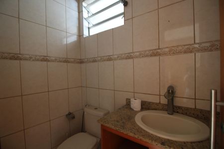 Casa de condomínio para alugar com 249m², 3 quartos e 3 vagasLavabo 1