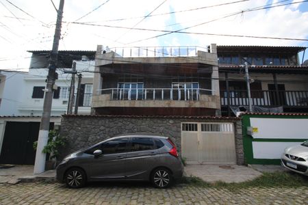 Casa de condomínio para alugar com 249m², 3 quartos e 3 vagasFachada