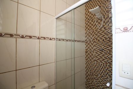 Casa de condomínio para alugar com 249m², 3 quartos e 3 vagasBanheiro Social