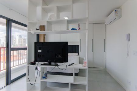 Studio à venda com 27m², 1 quarto e sem vaga Studio à venda com 27m², 1 quarto e sem vagaSala/Quarto