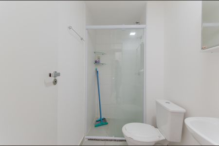 Banheiro de kitnet/studio à venda com 1 quarto, 27m² em Vila Mariana, São Paulo