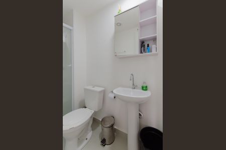 Banheiro de kitnet/studio à venda com 1 quarto, 27m² em Vila Mariana, São Paulo