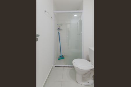 Banheiro de kitnet/studio à venda com 1 quarto, 27m² em Vila Mariana, São Paulo