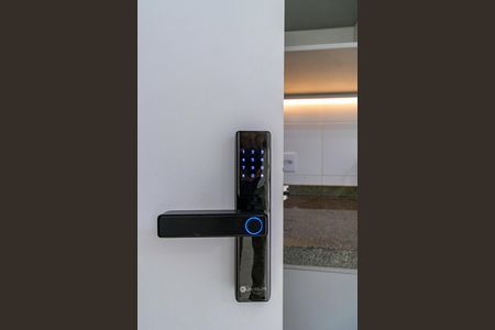 Apartamento à venda com 63m², 1 quarto e sem vaga Apartamento à venda com 63m², 1 quarto e sem vagaFechadura