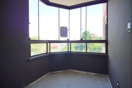 Sala - Varanda de apartamento à venda com 1 quarto, 61m² em Jardim Itu, Porto Alegre
