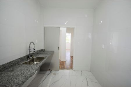 Apartamento à venda com 68m², 2 quartos e 1 vagaCozinha