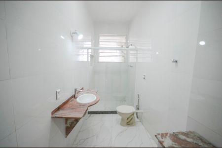 Apartamento à venda com 68m², 2 quartos e 1 vagaBanheiro