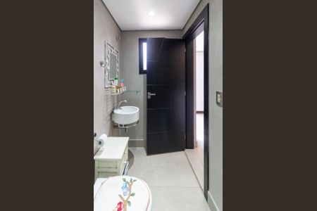 Casa para alugar com 180m², 3 quartos e 2 vagasBanheiro de Serviço