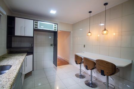 Cozinha de casa para alugar com 2 quartos, 180m² em Campo Belo, São Paulo