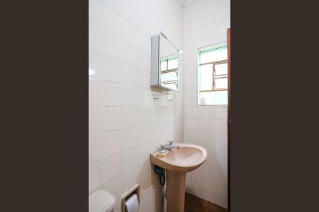 Casa à venda com 506m², 3 quartos e 4 vagasBanheiro da Suíte 2