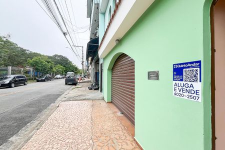 Casa à venda com 506m², 3 quartos e 4 vagasFachada + plaquinha