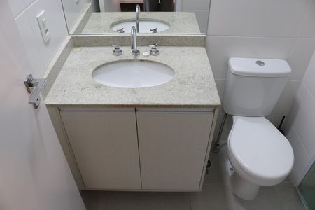 Banheiro de apartamento para alugar com 1 quarto, 26m² em Perdizes, São Paulo