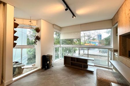 Apartamento para alugar com 93m², 3 quartos e 2 vagas Apartamento para alugar com 93m², 3 quartos e 2 vagasVaranda