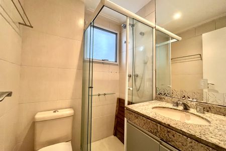 Apartamento para alugar com 93m², 3 quartos e 2 vagas Apartamento para alugar com 93m², 3 quartos e 2 vagasBanheiro Corredor