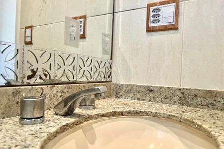 Apartamento para alugar com 93m², 3 quartos e 2 vagas Apartamento para alugar com 93m², 3 quartos e 2 vagasBanheiro Corredor