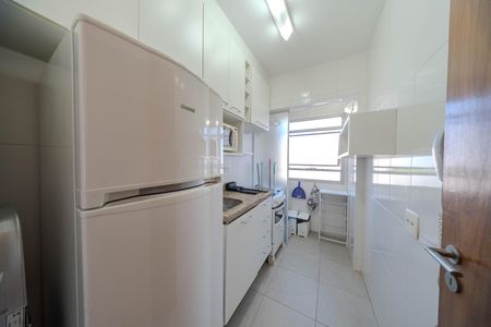 Cozinha e Área de Serviço de apartamento para alugar com 1 quarto, 40m² em Consolação, São Paulo