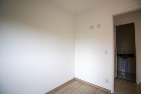 Quarto 1 de apartamento à venda com 2 quartos, 42m² em Jardim Ampliação, São Paulo