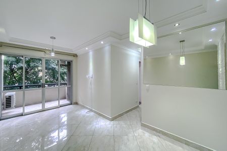 Apartamento à venda com 63m², 2 quartos e 1 vaga Apartamento à venda com 63m², 2 quartos e 1 vagaSala