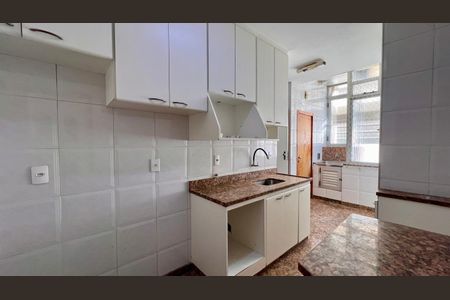 Apartamento à venda com 120m², 4 quartos e 1 vagaCozinha
