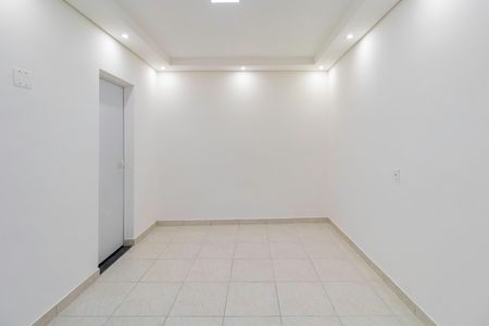 Casa para alugar com 60m², 2 quartos e sem vaga Casa para alugar com 60m², 2 quartos e sem vagaSala