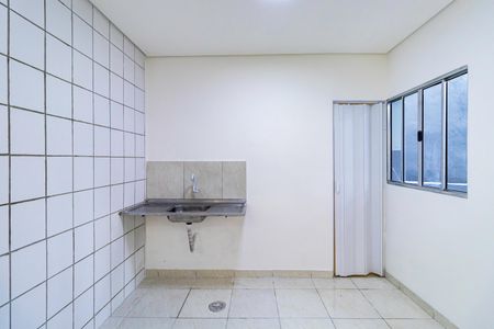 Casa para alugar com 60m², 2 quartos e sem vaga Casa para alugar com 60m², 2 quartos e sem vagaCozinha