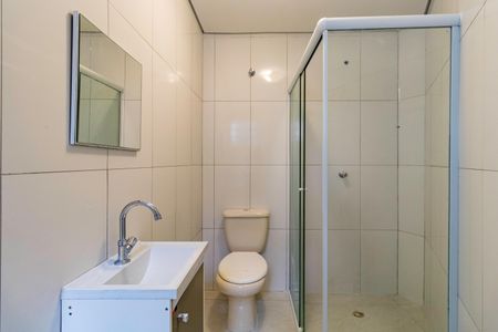 Casa para alugar com 60m², 2 quartos e sem vaga Casa para alugar com 60m², 2 quartos e sem vagaBanheiro Social