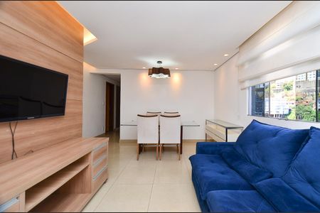 Sala de apartamento para alugar com 4 quartos, 110m² em São Lucas, Belo Horizonte