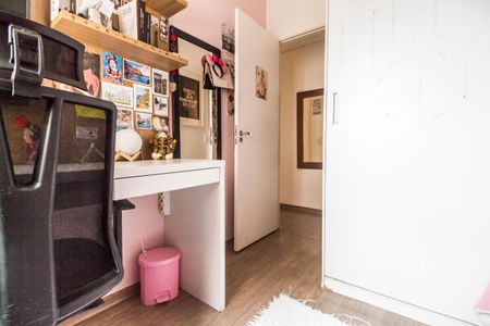 Apartamento à venda com 107m², 3 quartos e 2 vagasQuarto 2