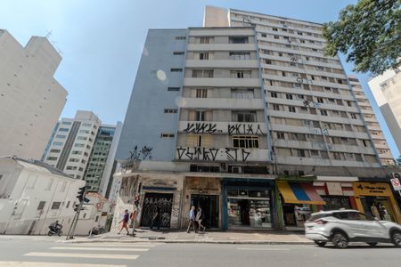 Apartamento à venda com 70m², 2 quartos e 1 vagaFachada