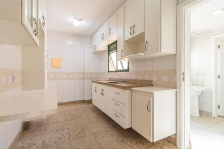 Apartamento para alugar com 101m², 3 quartos e 2 vagas Apartamento para alugar com 101m², 3 quartos e 2 vagasCozinha