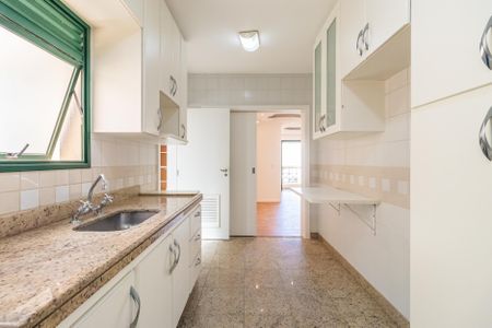 Apartamento para alugar com 101m², 3 quartos e 2 vagas Apartamento para alugar com 101m², 3 quartos e 2 vagasCozinha