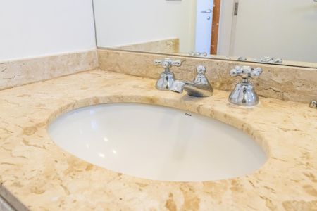 Apartamento para alugar com 101m², 3 quartos e 2 vagas Apartamento para alugar com 101m², 3 quartos e 2 vagasBanheiro Social