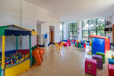 Apartamento para alugar com 101m², 3 quartos e 2 vagas Apartamento para alugar com 101m², 3 quartos e 2 vagasÁrea Comum
