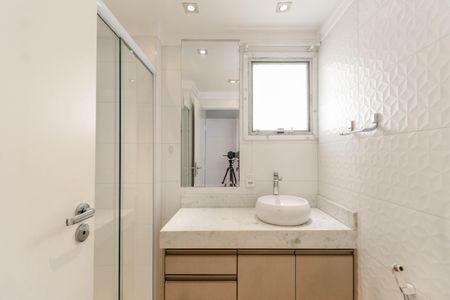 Apartamento à venda com 96m², 3 quartos e 1 vagaBanheiro da Suíte