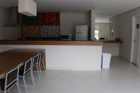 Apartamento para alugar com 107m², 3 quartos e 2 vagas Apartamento para alugar com 107m², 3 quartos e 2 vagasÁrea comum - Salão de festas