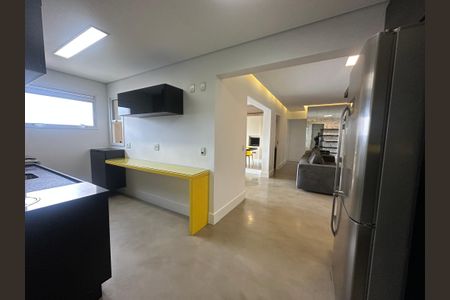 Apartamento para alugar com 107m², 3 quartos e 2 vagas Apartamento para alugar com 107m², 3 quartos e 2 vagasCozinha