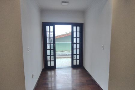 Casa à venda com 490m², 4 quartos e 6 vagas Casa à venda com 490m², 4 quartos e 6 vagasSacada
