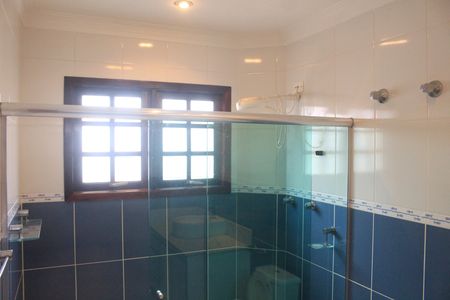 Casa à venda com 490m², 4 quartos e 6 vagasBanheiro da Suíte 3