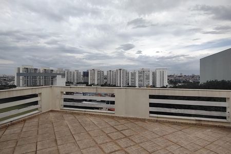 Casa à venda com 490m², 4 quartos e 6 vagas Casa à venda com 490m², 4 quartos e 6 vagasSacada