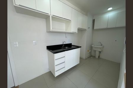 Apartamento para alugar com 39m², 2 quartos e 1 vagaCozinha e Área de Serviço