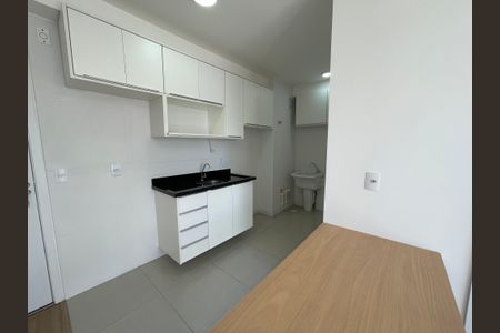 Apartamento para alugar com 39m², 2 quartos e 1 vagaCozinha e Área de Serviço