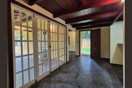 Casa para alugar com 200m², 3 quartos e 8 vagasSala 