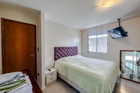 Apartamento à venda com 77m², 3 quartos e 1 vaga Suíte