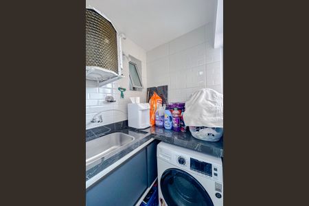 Apartamento à venda com 77m², 3 quartos e 1 vagaÁrea de Serviço