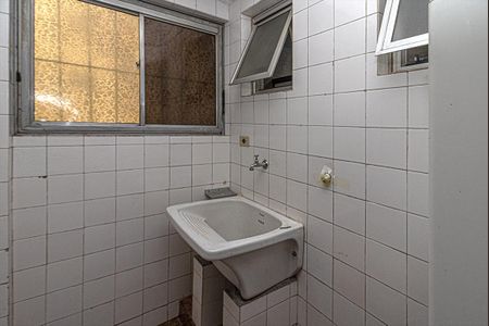 Apartamento à venda com 72m², 3 quartos e 1 vagaÁrea de Serviço