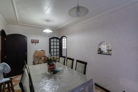 Casa à venda com 204m², 3 quartos e 2 vagasSala de Jantar