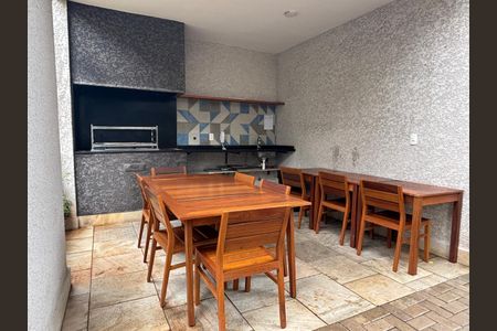 Apartamento à venda com 44m², 1 quarto e sem vagaÁrea comum - Churrasqueira