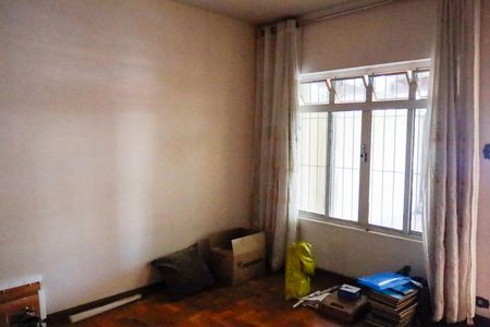 Casa à venda com 117m², 2 quartos e 1 vagaSala